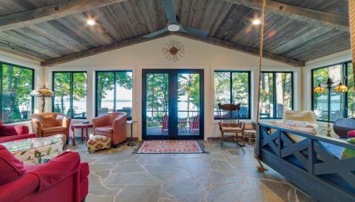 Higgins Lake Vacation Rental with Lake Views and Deck! - Foto 2