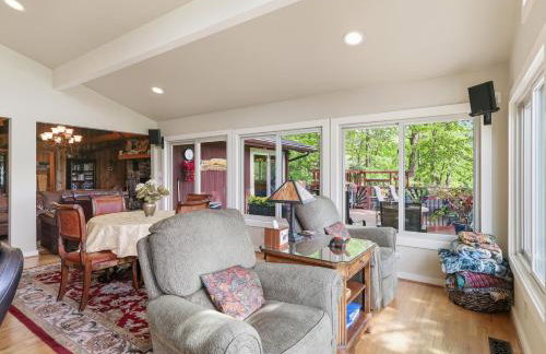 Lake Escape to an Elegant 4 Br Home 3 bath Home - Foto 17