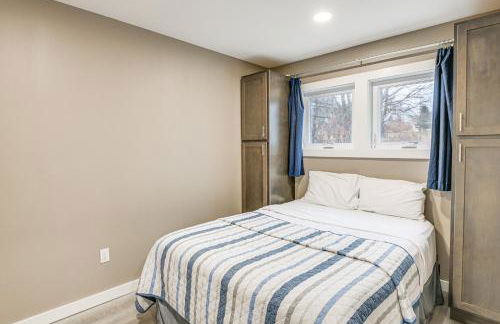 Cozy Maine Getaway Covered Deck, Walk to Beach! - Photo 19