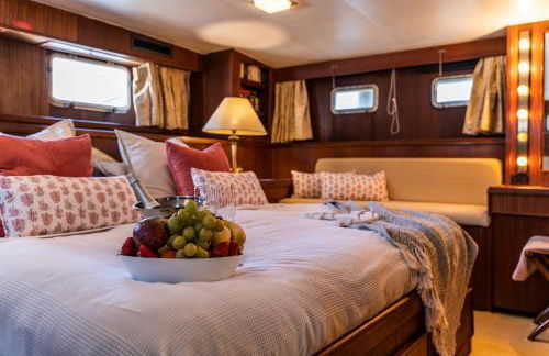 Hotel Yacht Our Alissa - Foto 16