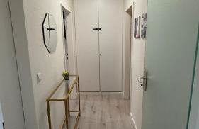 Modern & Cozy Cologne Apartment with Fireplace & Balcony - Foto 13