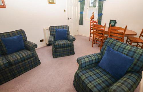 Lavender Cottage - Photo 6