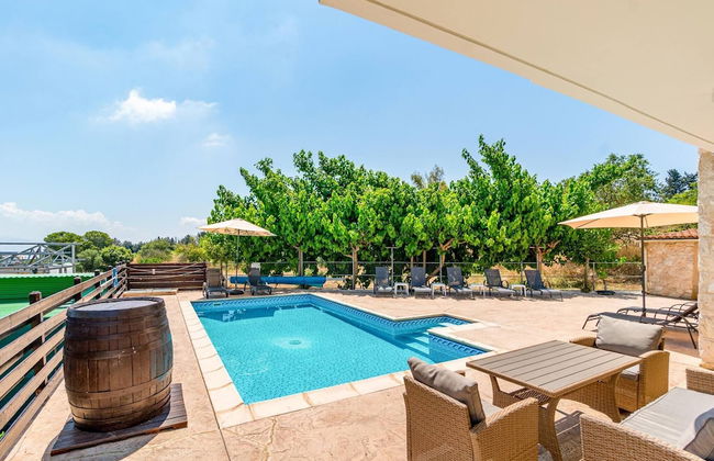 Villa Nikolina - 5 En-suite Bedrooms - Foto 33