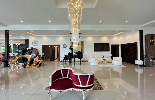 Huge Pool Villa with Private Lake - Foto 19