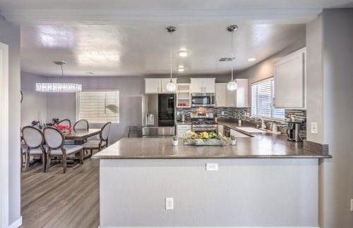 Spacious 5BR Modern Luxury Villa in Vegas - Foto 23