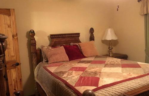 Lake Hamilton Cabin Retreat for Twelve in the Ouachita Mountains, Arkansas - Foto 4