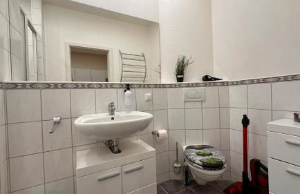 Bellahomes, Aircondition, private Parking, Netflix, Airport 30 Minuten - Foto 23