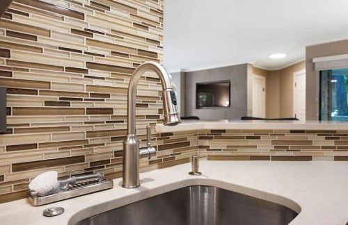 115 Modern and Serene Min to Downtown - Foto 13