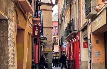 ZaragozaHome El Tubo - Ideal Familias - Parking - Foto 19