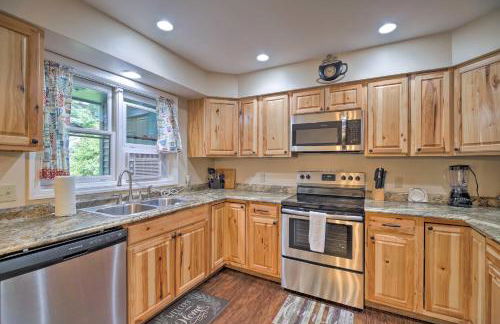 Lake Placid Home about 9 Mi to Whiteface Mtn! - Foto 3