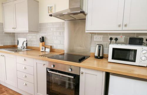 Honeysuckle Cottage - Photo 8