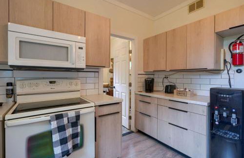 Swaying Pines Cabin w/EV Charger - Foto 17