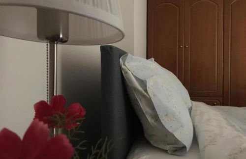 COZY & QUIET CITY APARTMENT - Foto 47