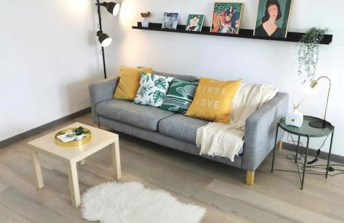 CHIC 2CHAMBRES,70m²+balcon+parking+WIFI - Photo 7