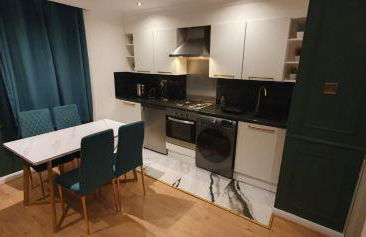 Luxurious Flat 19min from London, 7min to station - Photo 11