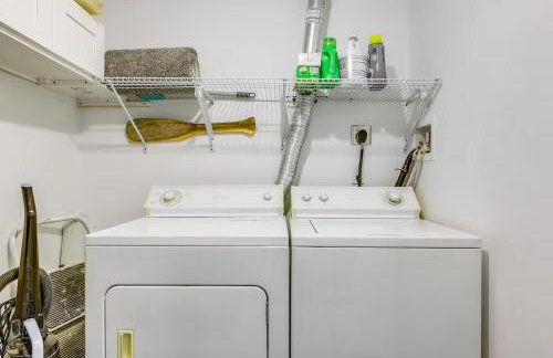 Close to Colleges: Worcester Apt w/ Lake Access! - Foto 19