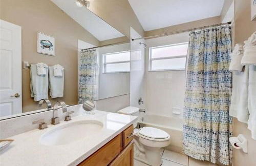 Disney 5 Bed Villa with free Private Pool, Hot Tub, Games in Solana Resort! - Foto 24