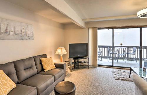 The Shores Condo with Beach Access Less Than 2 Mi to Dtwn! - Foto 4