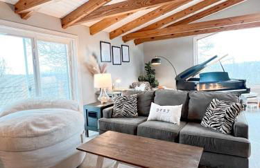 Cabin Sweet Cabin - Photo 5