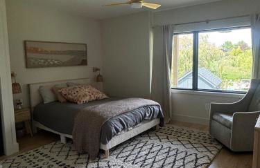 Gray Owl Lodge- A Serene Lakefront Retreat on Sleepy Hollow Lake near Hudson NY - Foto 35