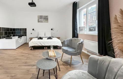Balnéo privée & cinéma XXL - Logement premium à Tourcoing - Foto 18