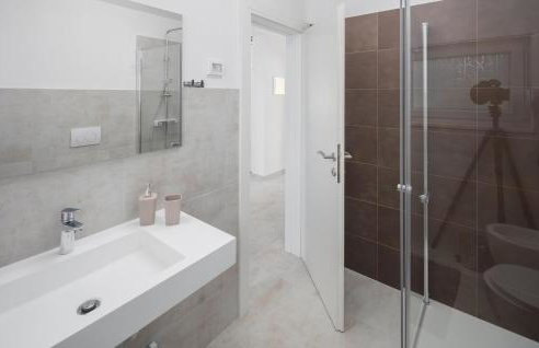 Amazing Home In Jural - Foto 34