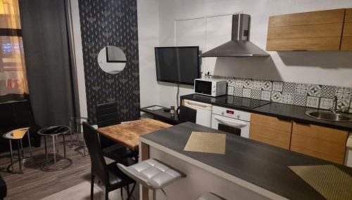 Gîte pour professionnels en déplacement - CENTRE VILLE - Parking gratuit - Foto 4