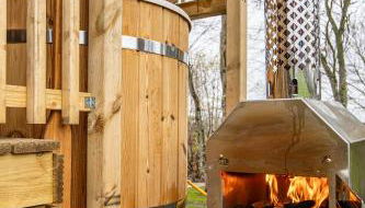 Breckland Lodge 4 with Hot Tub - Foto 2