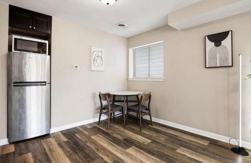 A Trendy Escape close to Downtown Peoria - Foto 11