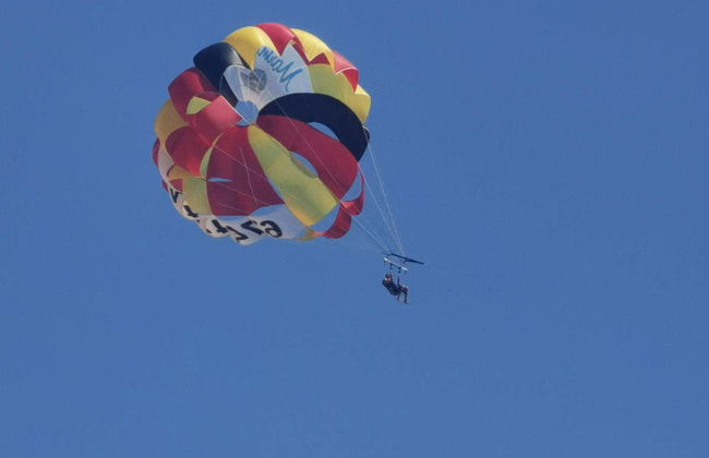 Parachute ascensionnel à Alicante - Photo 2