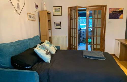 Spacious 5 Bed & Hot Tub Sleeps 12, near Stratford upon Avon - Foto 6