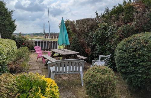 Maison cosy à Sully-sur-Loire, 5 chambres, terrasse, parking, draps et chauffage inclus - FR-1-590-220 - Photo 18