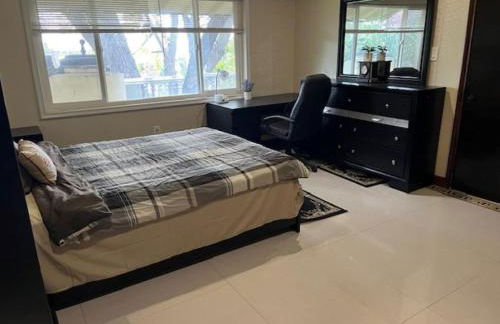 Specious 6000 sf privat gated villa with View - Foto 17