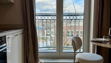 CLS Moderne City-Wohnung Hamburg mit Smart-TV, Nespresso Maschine inklusive Kapseln, Blick über Hamburg, Cafe im Haus, Bus gegenüber, Flex Check-In - Foto 5