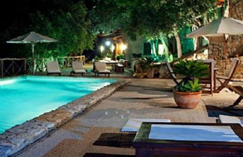 Fabulous Rustic Villa Set On Mountain With Unique Views - Foto 17