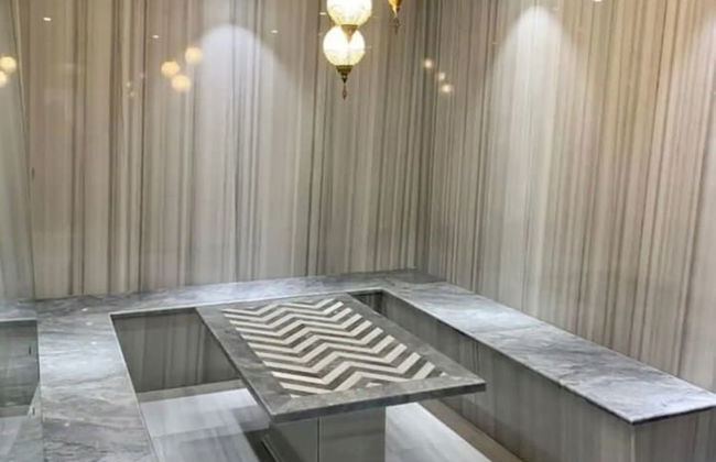 Elegant Two-bedroom Apartment in Upscale Surroundings - Foto 35