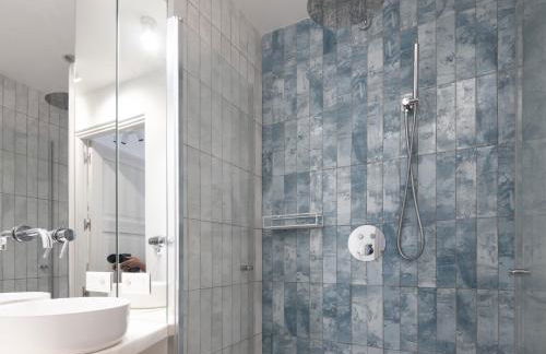 Modern, design, private jacuzzi - 2 terraces, 2 beds - Wow Apartment - Los Christianos - Foto 19