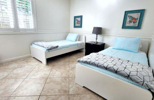 Quiet house with pool heater, patio, BBQ, citrus - Foto 28