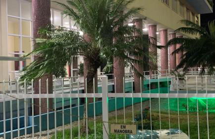 OCEAN FRONT ÍCONE ARQUITETÔNICO de Artacho Jurado Conforto WiFi 500mb Varanda e Vista Magnifica do Mar - Foto 43