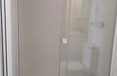 Studio moderne magnifique vue sur mer dans cadre calme et verdoyant - Foto 8