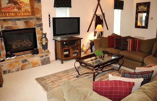 Seven Springs 4 BR Premium Condo, Deck with Views by RedAwning - Foto 1