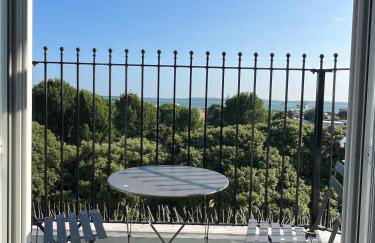 Skyline Oasis - Photo 15