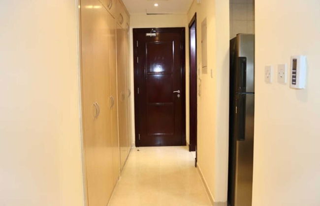 Stunning Studio With Balcony And Free Parking - Foto 7