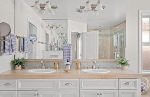 4br Beach House Steps from Beach with AC Parking BBQ - Foto 57