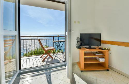 Apartment Vukić-1 by Interhome - Photo 6