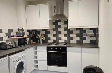 1 Bedroom Apartment - Photo 8