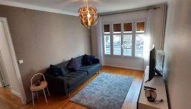 Bel appartement 2 pièces, sortie de métro ligne 8 - Foto 5