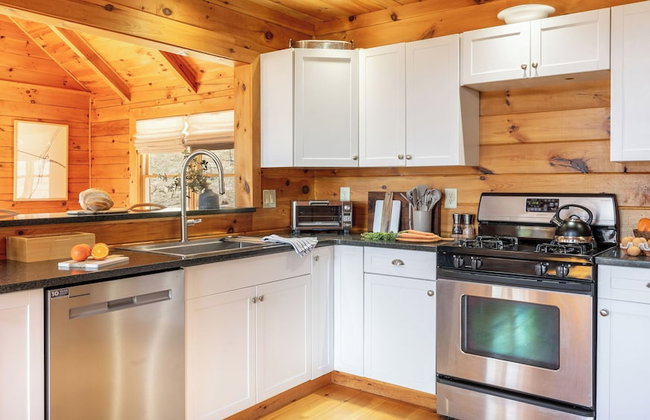 Secluded w/ Deck Views, Hot Tub, & Ping Pong Hudson in the Berks by Avantstay - Foto 108