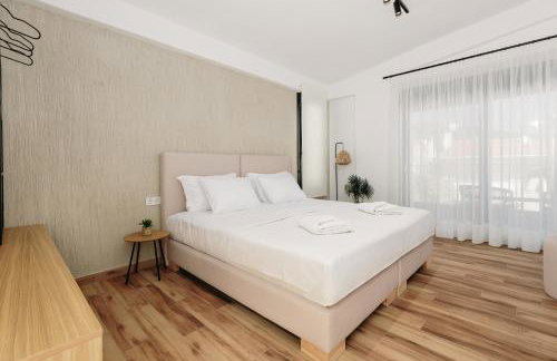 Kyan Executive Suites - Photo 52