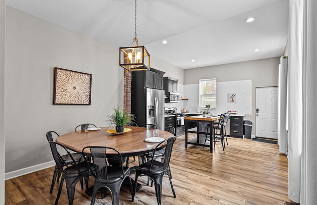 Mysteries on Lemp | JZ Vacation Rentals - Photo 1